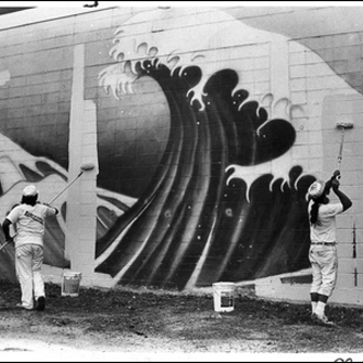 Waikiki's on-the-edge club celebrates its racy, colorful past. Honolulu Advertiser archive photo.